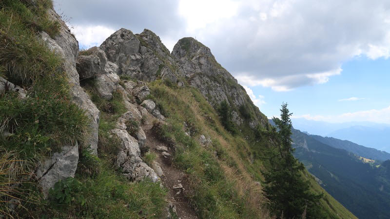 Cape au Moine des Verraux, randonnée d'été depuis le Col de Jaman en